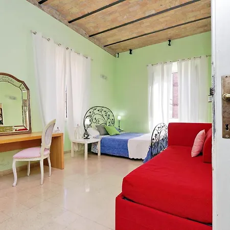 Vintage 4 Bedrooms 20' Colosseum 罗马