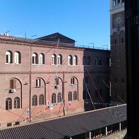 公寓 Vintage 4 Bedrooms 20' Colosseum 罗马